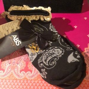 Adorable Socks by ALLEN SCHWARTZ 8-10